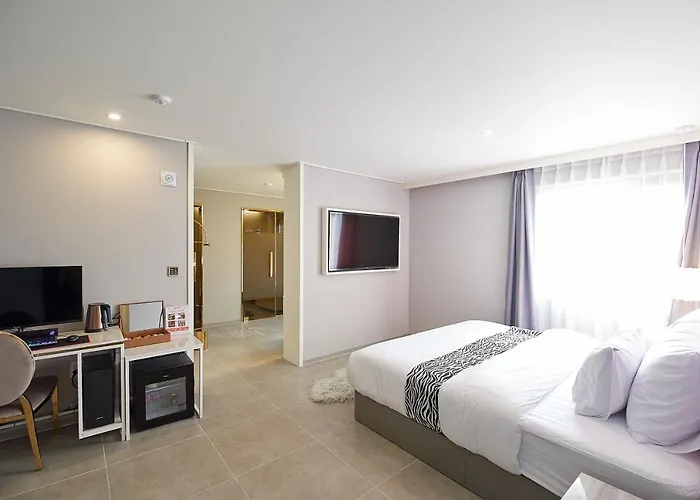 Hotel Denbasta Busan