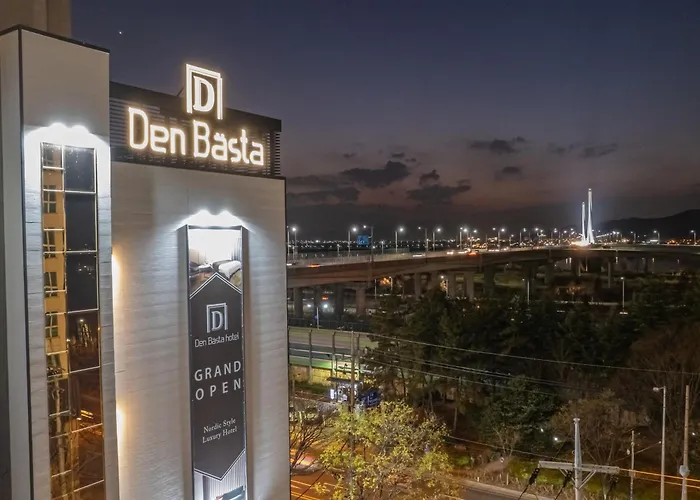 酒店 Denbasta