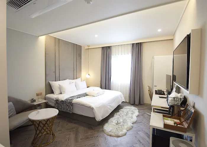 Denbasta Hotel 3*