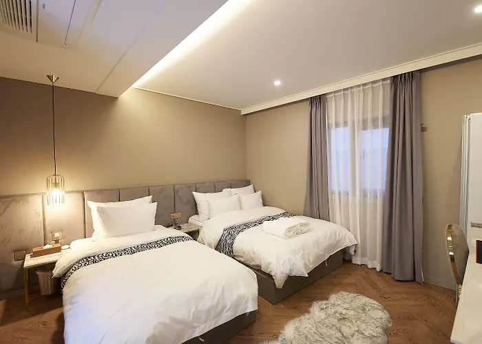 Hotel Denbasta 3*